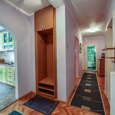 Lux Apartman Cvetkovic Kraljevo Exteriör bild