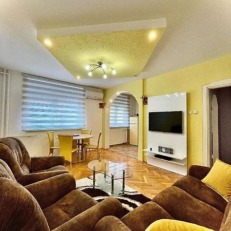 Lux Apartman Cvetkovic Kraljevo Exteriör bild