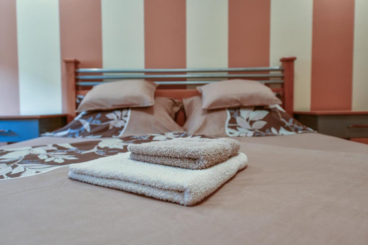 Lux Apartman Cvetkovic Kraljevo Exteriör bild