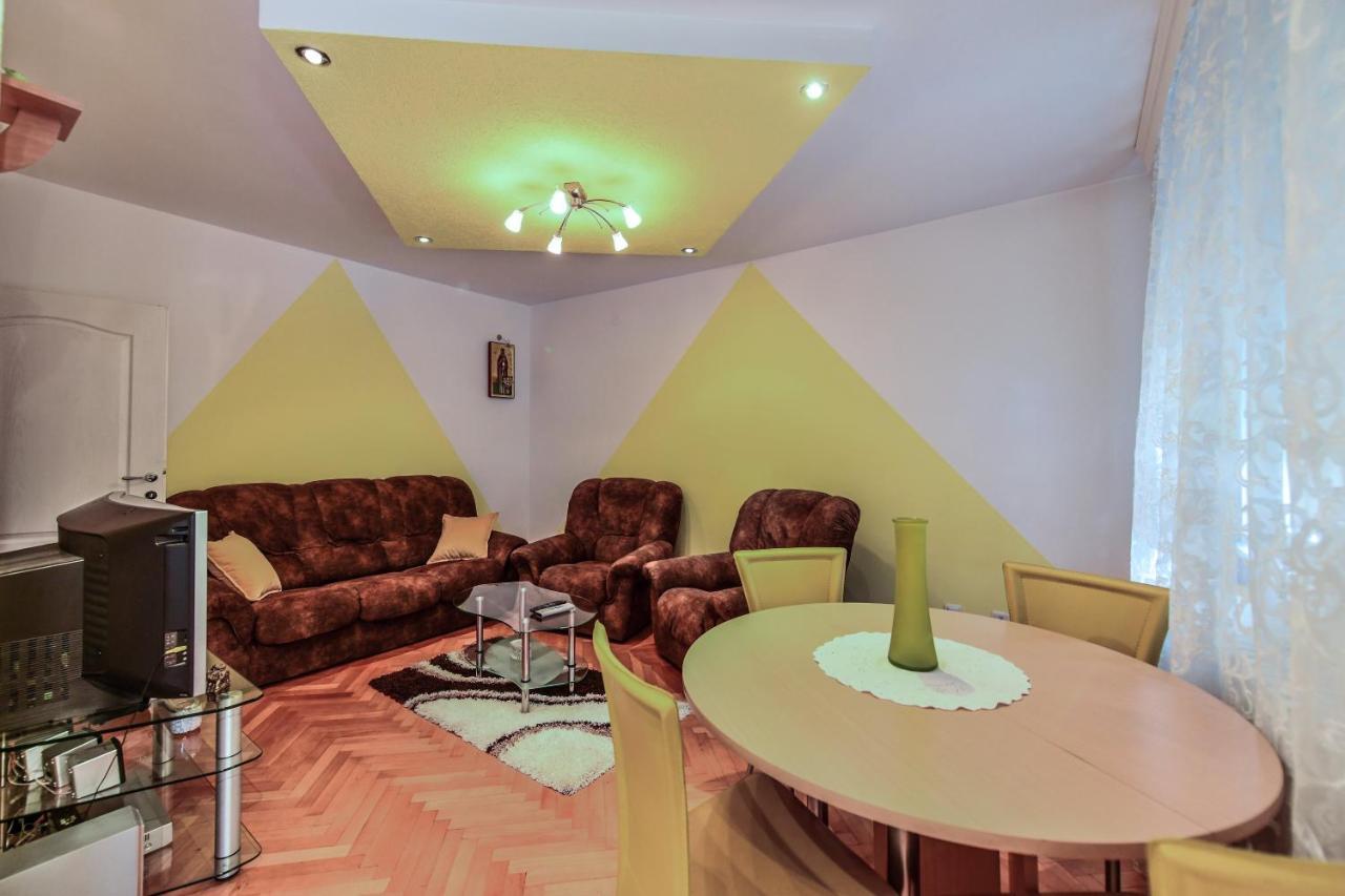Lux Apartman Cvetkovic Kraljevo Exteriör bild