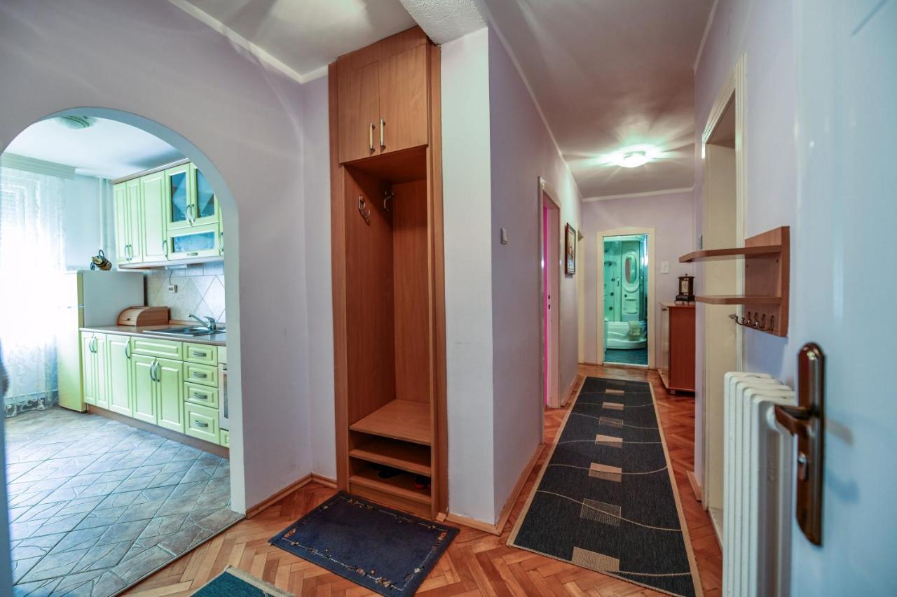 Lux Apartman Cvetkovic Kraljevo Exteriör bild